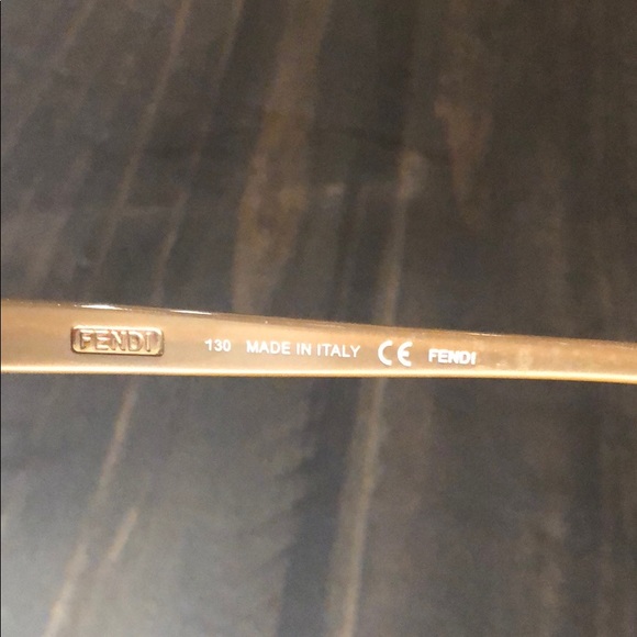 Authentic Fendi Sunglasses - Picture 4 of 7